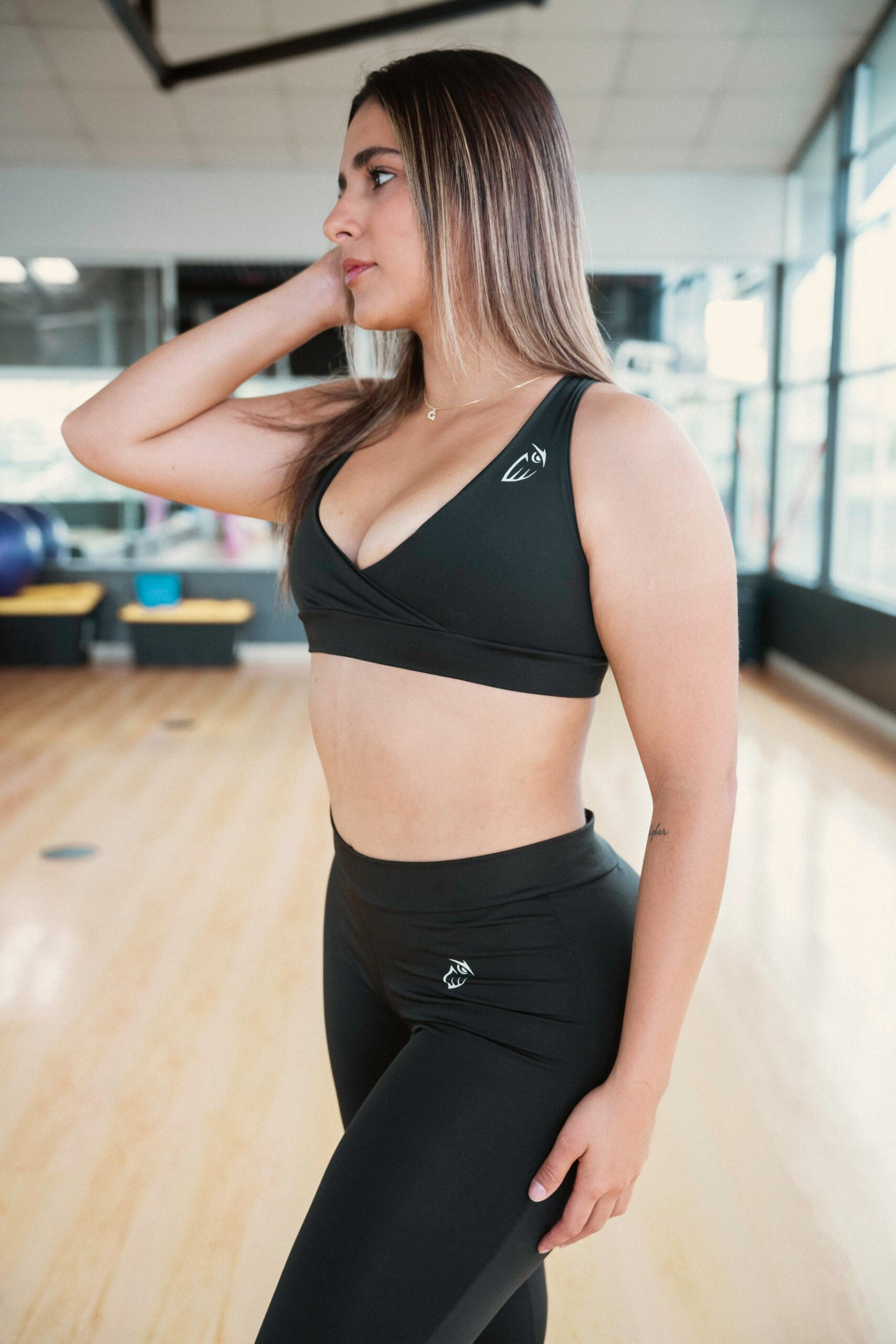 Her Flare Dark Top